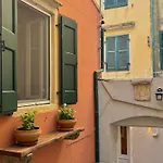 Casa Di Peve Corfu Old Town Historic Venetian