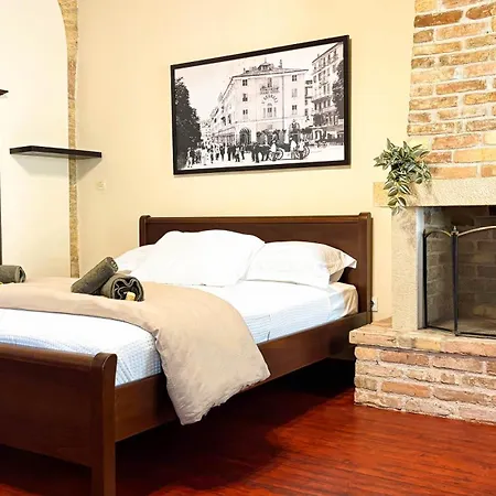 Casa Di Peve Corfu Old Town Historic Venetian Apartment *