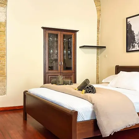 Apartment Casa Di Peve Corfu Old Town Historic Venetian *